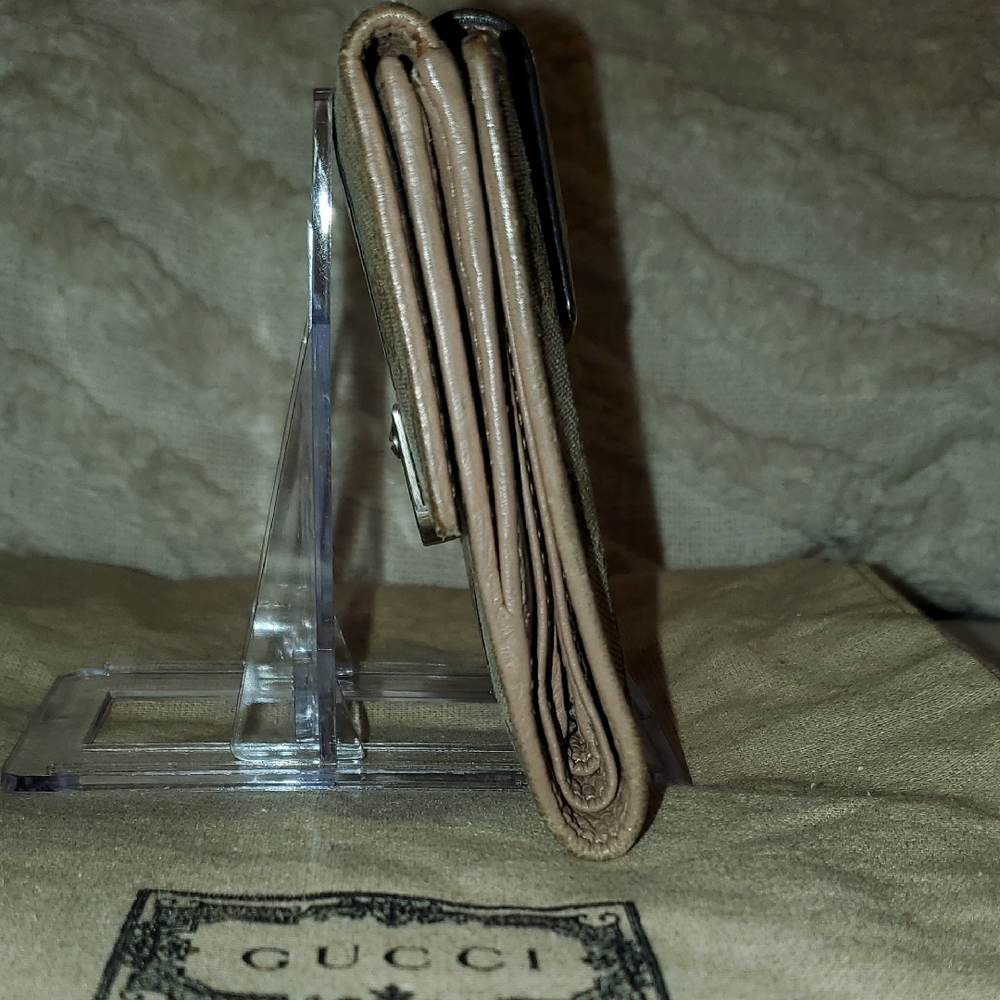 Gucci Brown and Tan Wallet - Picture 9 of 17